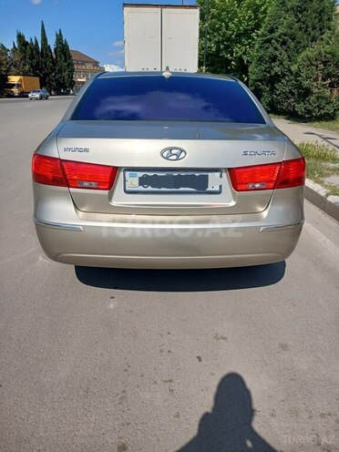 Hyundai Sonata-9