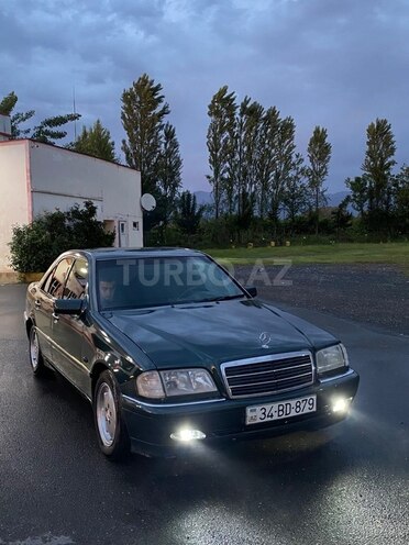 Mercedes C 200-11