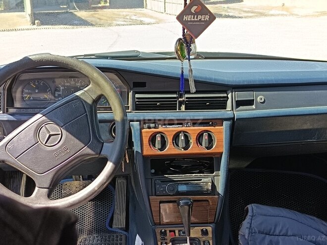Mercedes 190-3