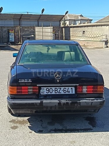 Mercedes 190-2