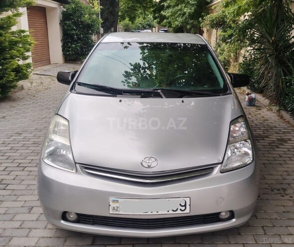 Toyota Prius-1