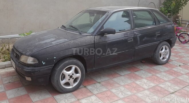 Opel Astra-7