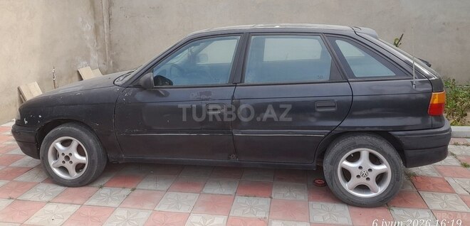 Opel Astra-8