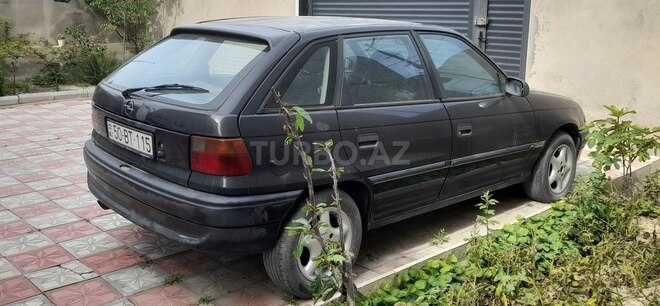 Opel Astra-4