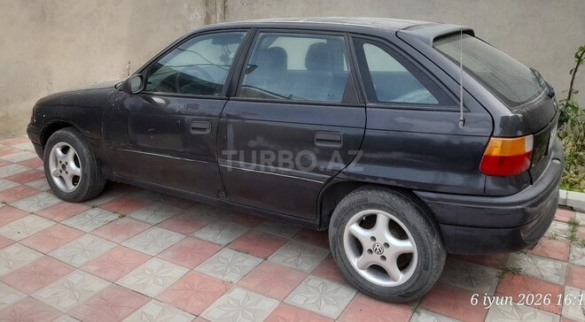 Opel Astra-9