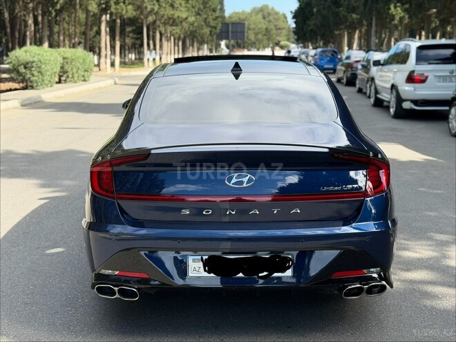 Hyundai Sonata-4
