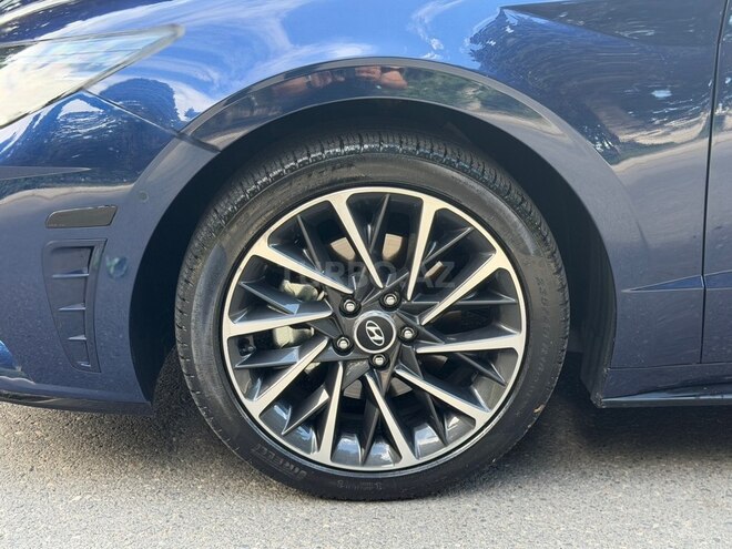 Hyundai Sonata-9