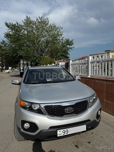 Kia Sorento-1