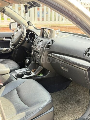 Kia Sorento-5