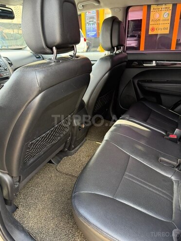 Kia Sorento-7