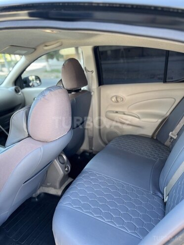 Nissan Sunny-8