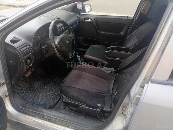 Opel Astra-3