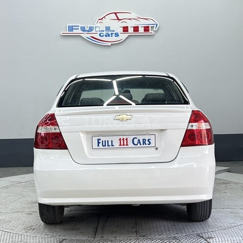 Chevrolet Aveo-4