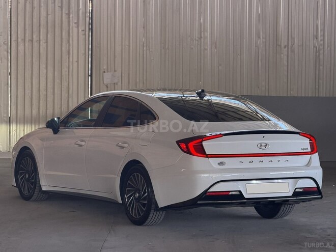 Hyundai Sonata-5