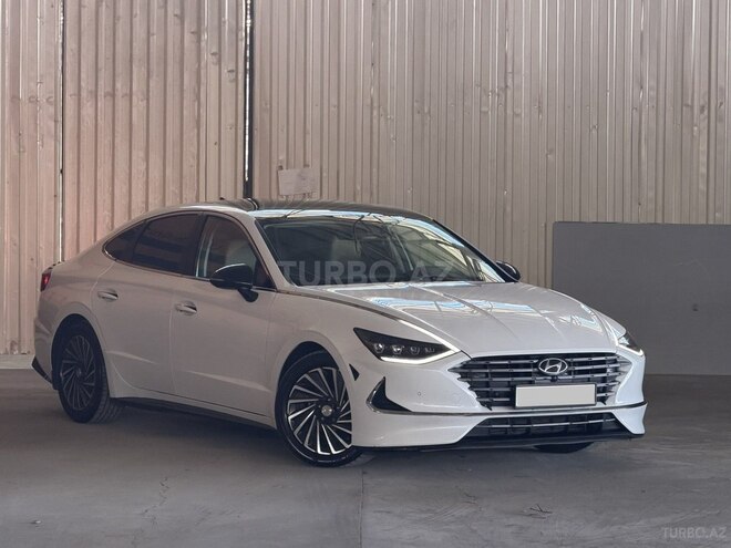 Hyundai Sonata-2
