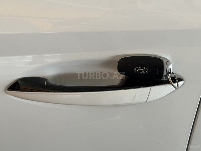 Hyundai Sonata-6