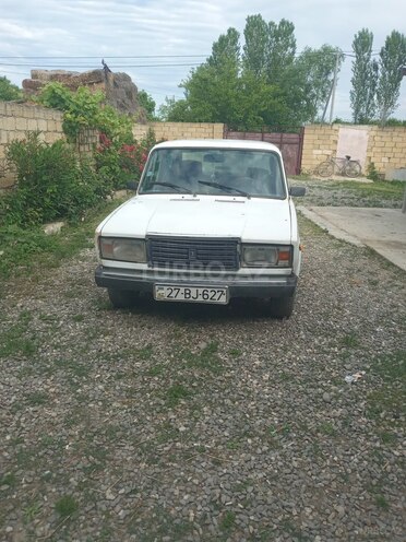 LADA (VAZ) 2107-1