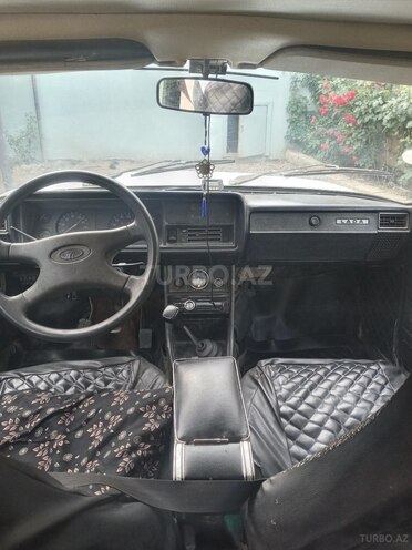 LADA (VAZ) 2107-4