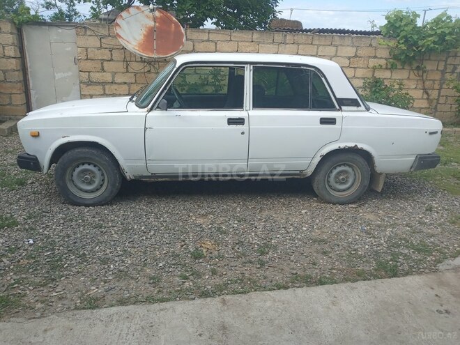 LADA (VAZ) 2107-3
