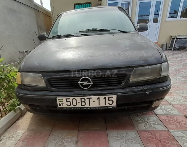 Opel Astra-1