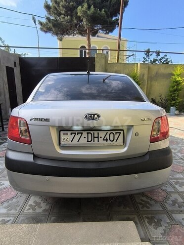 Kia Pride-3