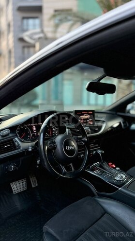 Audi A7-5