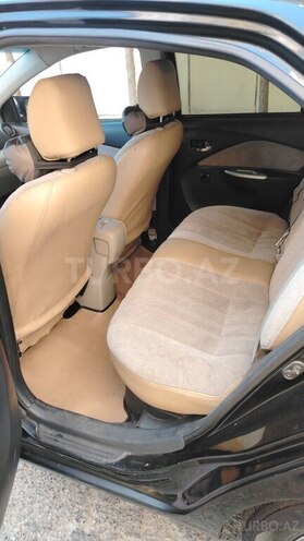 Toyota Yaris-6