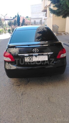 Toyota Yaris-2