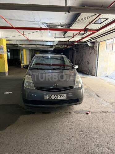 Toyota Prius-1