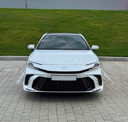 Toyota Camry-3