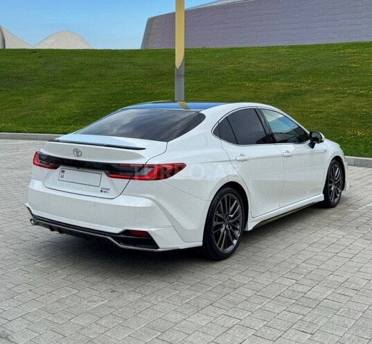 Toyota Camry-4