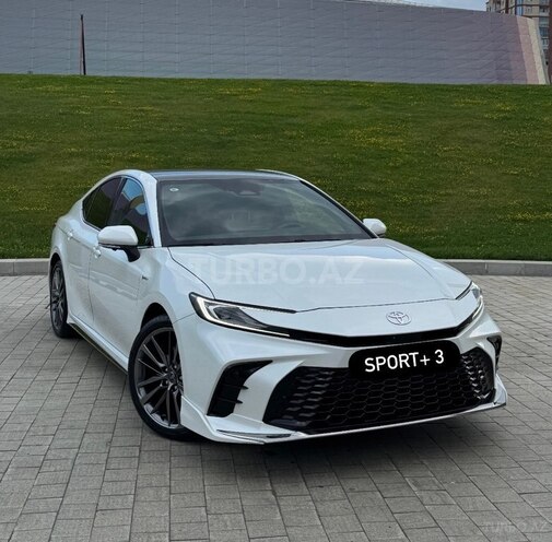 Toyota Camry-1