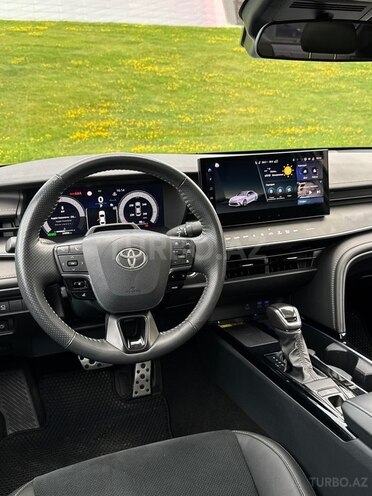 Toyota Camry-8