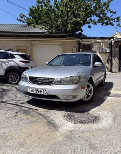 Nissan Maxima-1