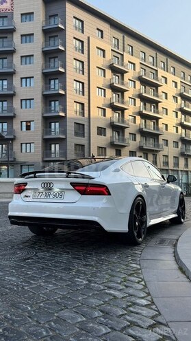 Audi A7-6