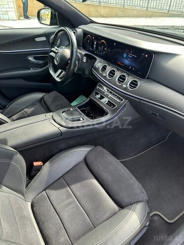 Mercedes E 300 e-6