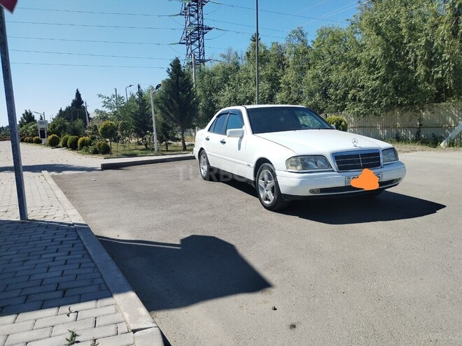 Mercedes C 180-4