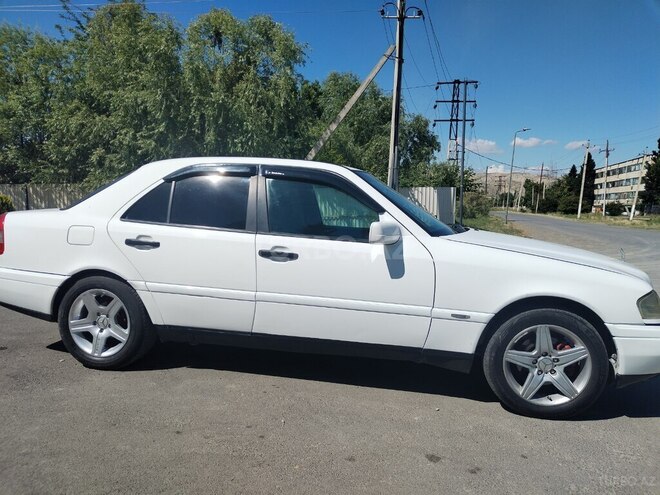 Mercedes C 180-8