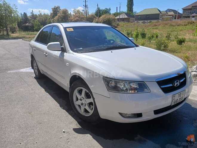 Hyundai Sonata-2