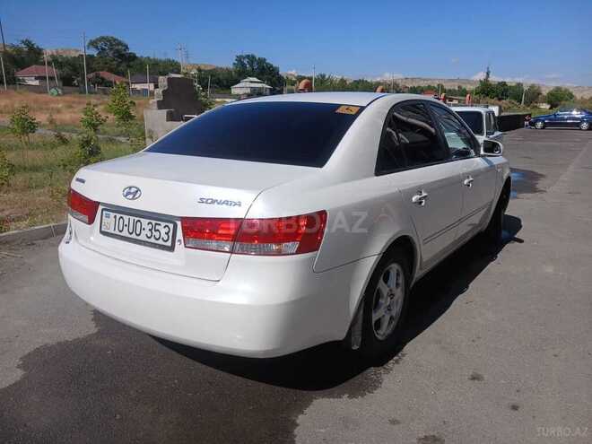 Hyundai Sonata-7