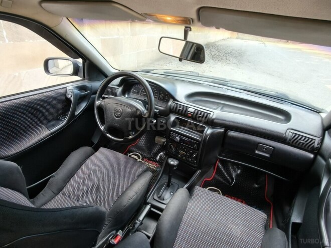 Opel Astra-13