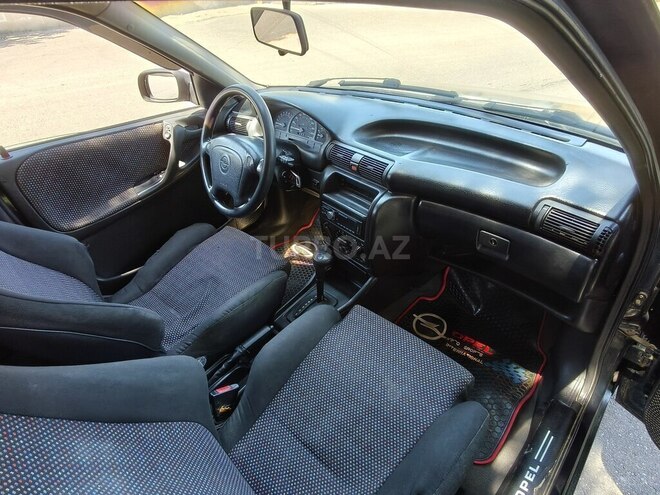 Opel Astra-15