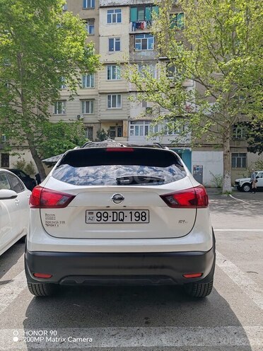 Nissan Qashqai-10