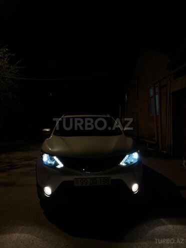 Nissan Qashqai-21