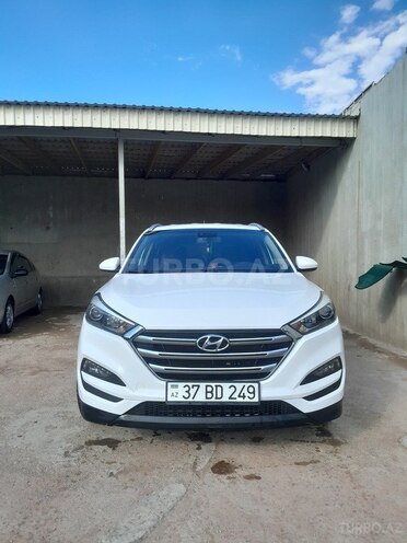 Hyundai Tucson-1