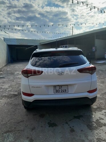 Hyundai Tucson-5