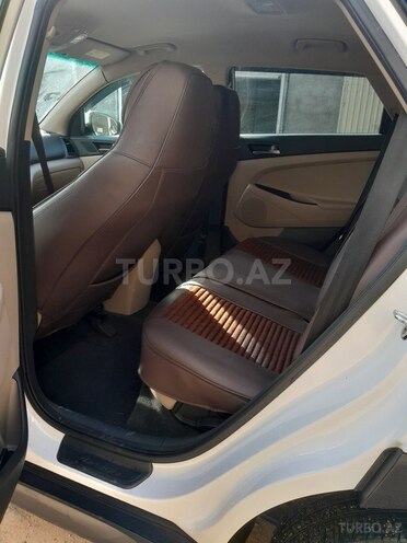 Hyundai Tucson-7