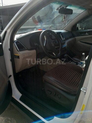 Hyundai Tucson-6