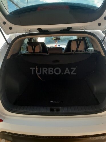 Hyundai Tucson-8