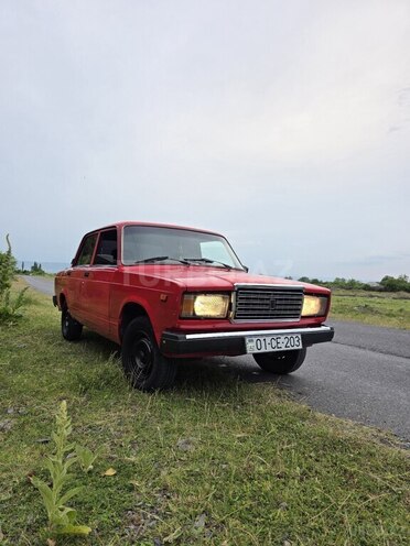 LADA (VAZ) 2107-1